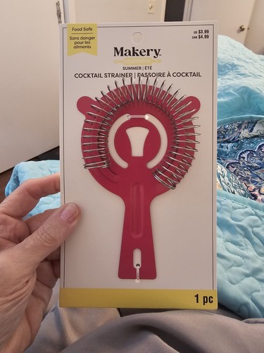 Cocktail strainer - cocktail,