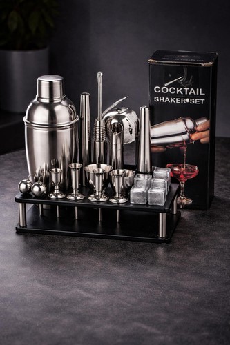 Cocktail shaker set piece - cocktail,