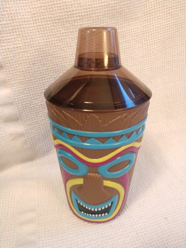 Tiki bar plastic - plastic, cocktail