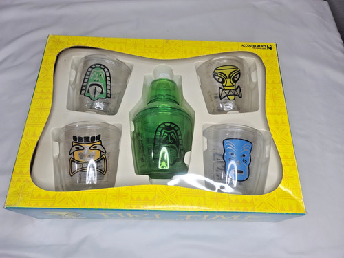 Vintage tiki time cocktail - tiki,